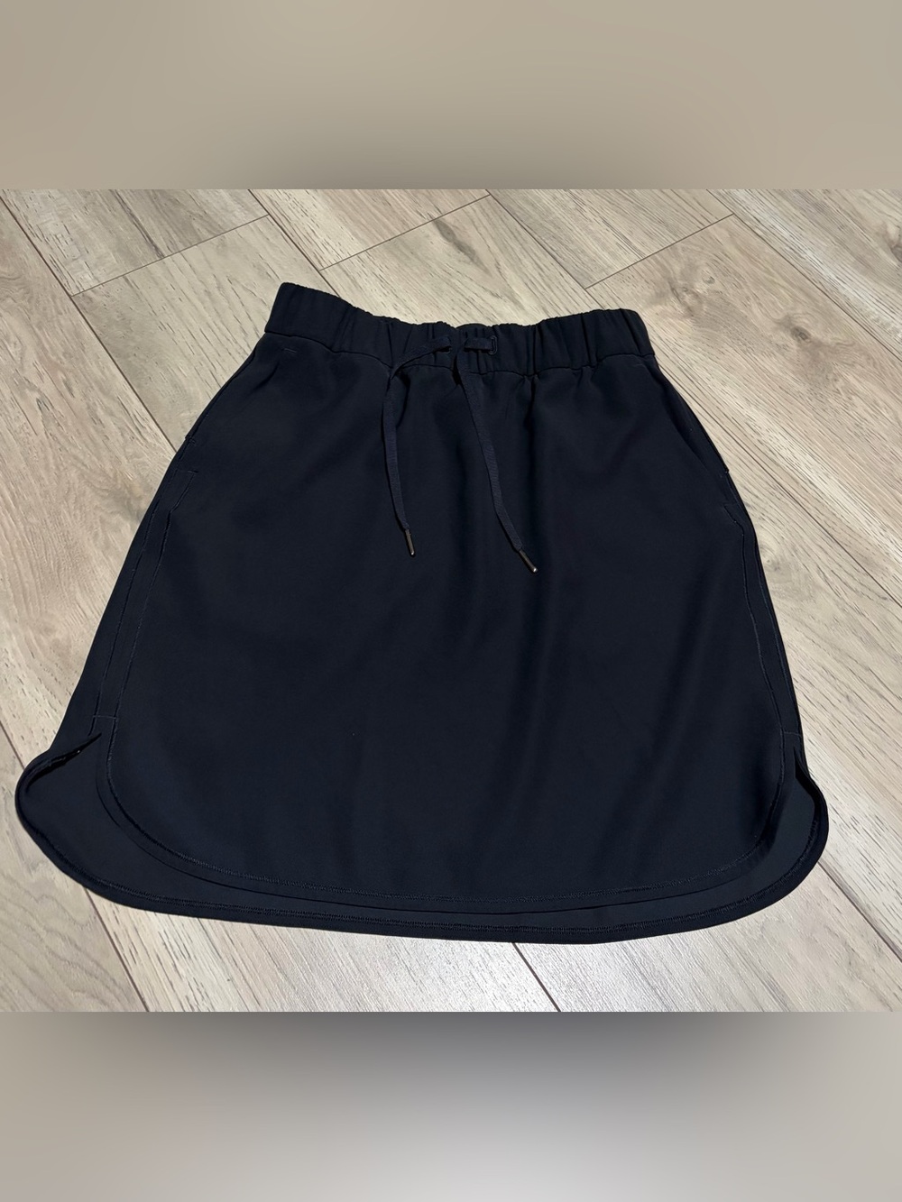 Lululemon Women's Black Drawstring Active Skirt
